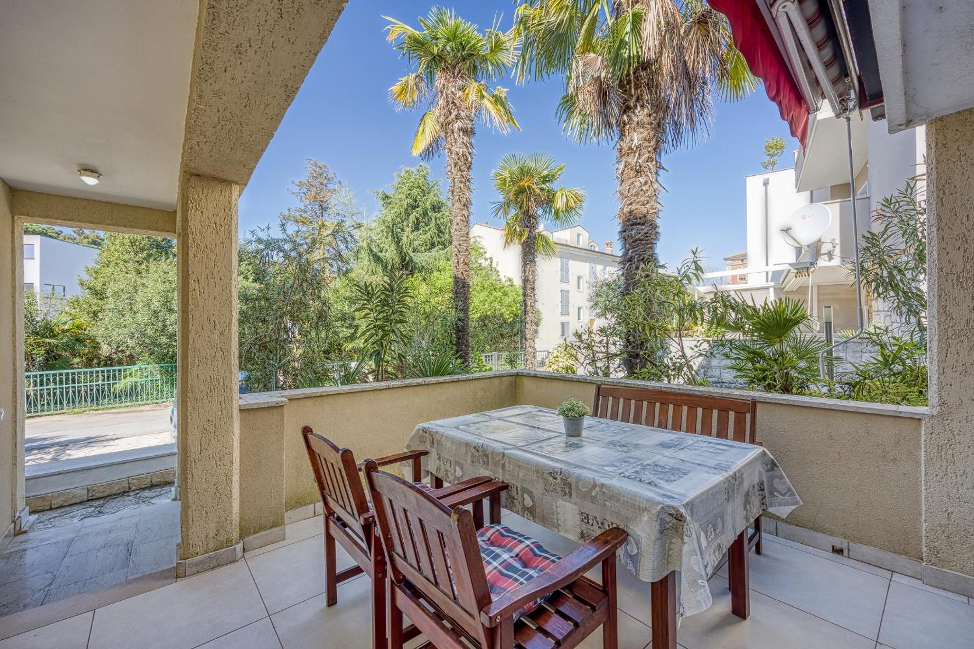 Apartments Pino Ровінь Екстер'єр фото