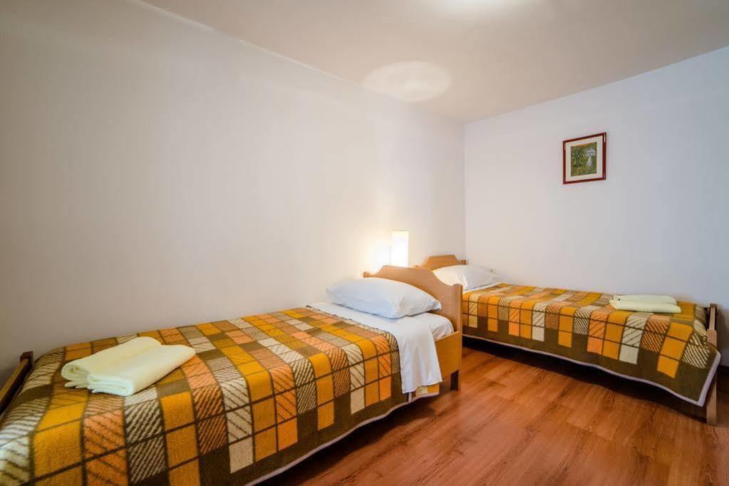Apartments Pino Ровінь Екстер'єр фото